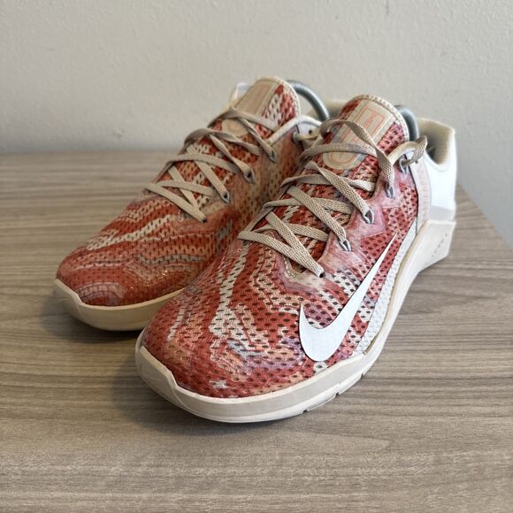 Nike Metcon 6 Shoes Womens Sz 11 Desert Sand White Athletic Trainers Sneakers - Picture 2 of 11